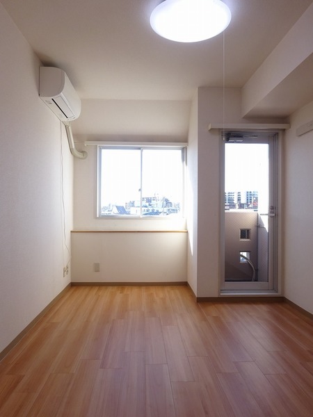 アーバンヒルズ高砂 リビング