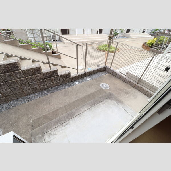 ステアヒルズⅠ101号室 テラス