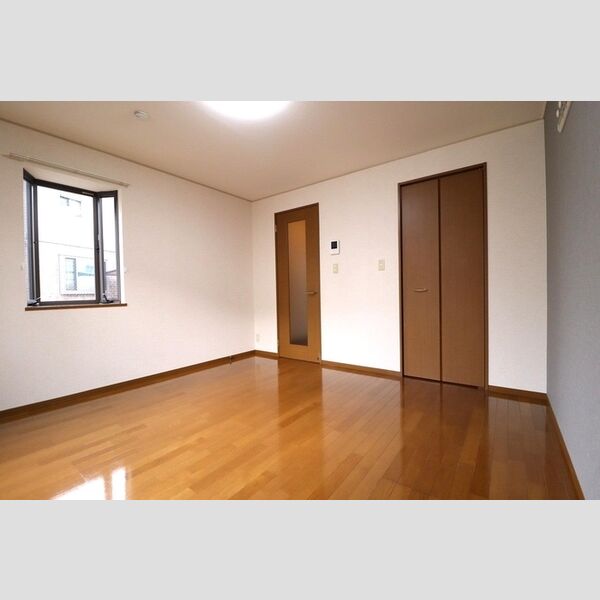 エターナル・ヒル105号室 洋室