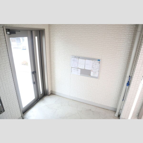 パークリバー206号室 階段室