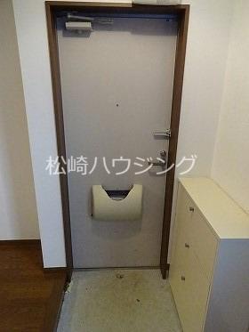 トワエモモ 玄関