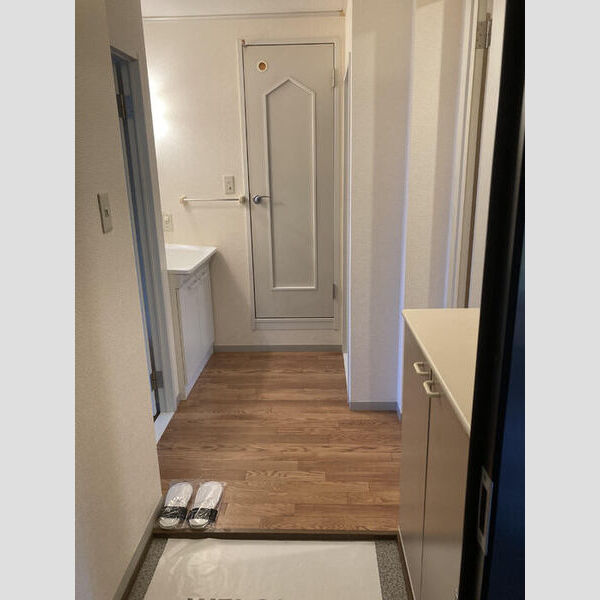 メゾンドベール 玄関