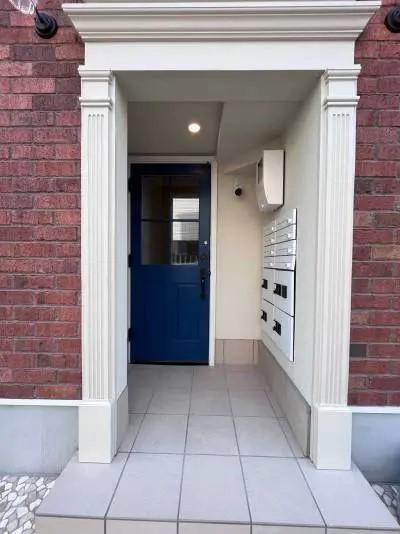 プリマシンセリティ梅島 オートロック、宅配ボックス、防犯カメラを設置しております。