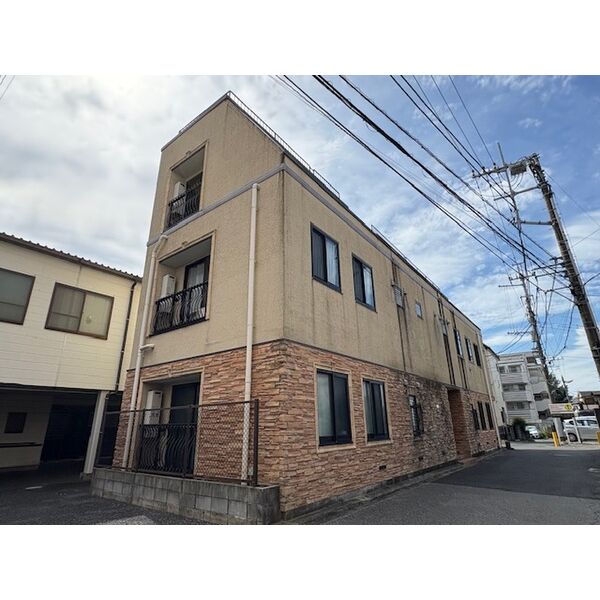 レアーレの外観画像