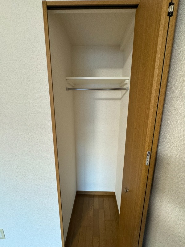 グランピーノ妙典(D-013)2階 収納