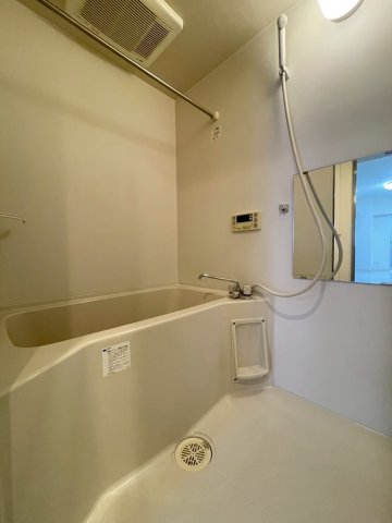 ブランノワール早稲田301号室 お風呂