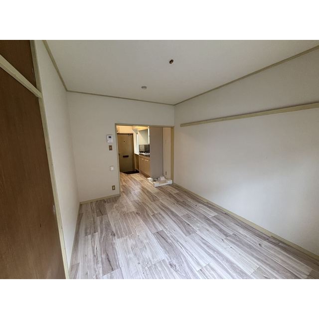 柏倉コーポ リビング