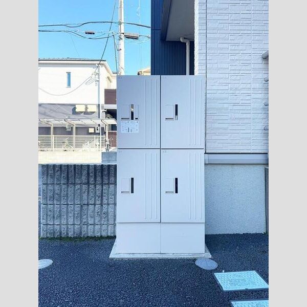 El puerto de Kishiyu203号室 宅配ボックス