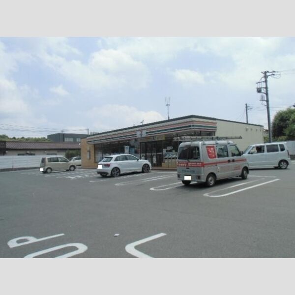 ロイヤルハイツ大澤 セブンイレブン千葉小倉東店(338m)