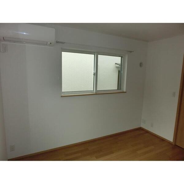 パークサイド和田202号室 リビング