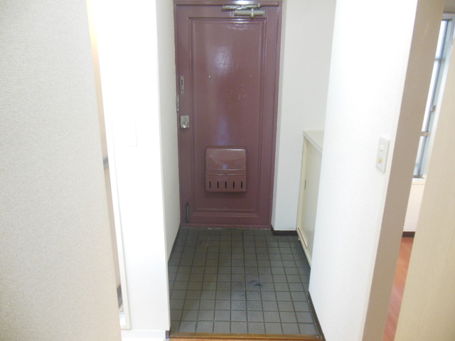 サンモール向台 玄関