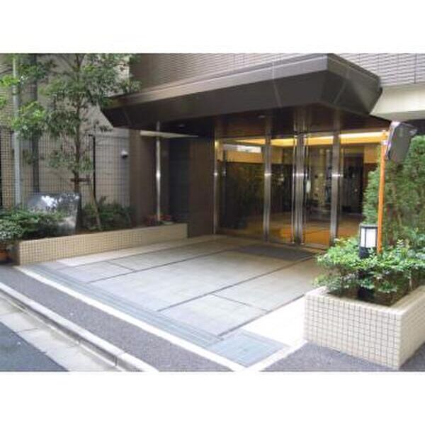 シャリオ本芝605号室 エントランス