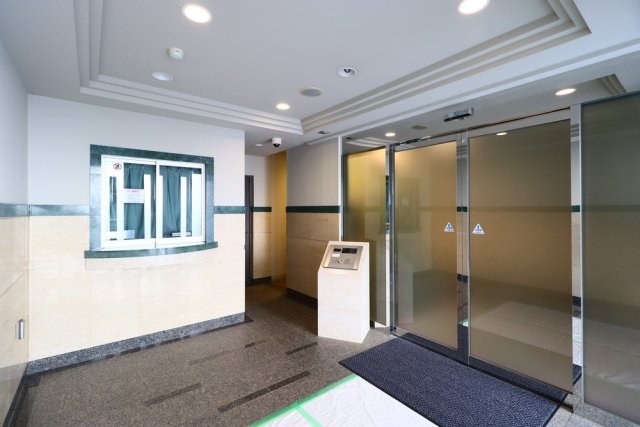 ルジェンテ白金台 エントランス