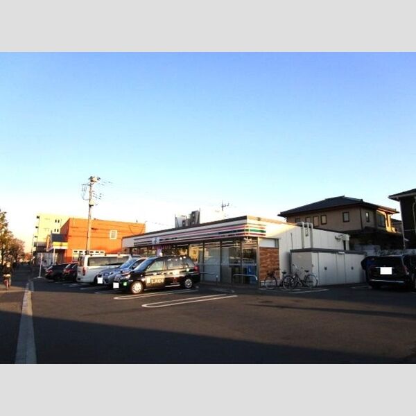 シルフィッド　Ⅰ　Ⅰ セブンイレブン三鷹南原店
