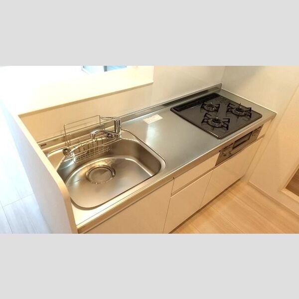 アナシエ小松川 システムキッチン