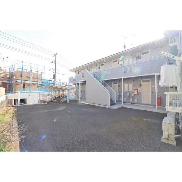 エステート亀ヶ谷211号室 外観