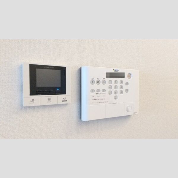 セレスティア瑞江Ⅱ102号室 TVインターホン、ALSOKホームセキュリティ