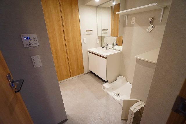 リテラス南千住サウス11階 洗面所