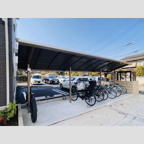 ラ・フレーズ 駐輪場