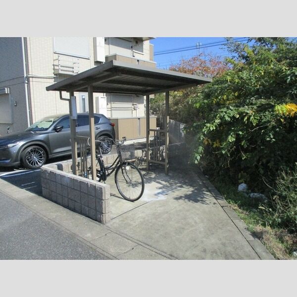 Sejour BoW(セジュール　ボウ)302号室 駐輪場