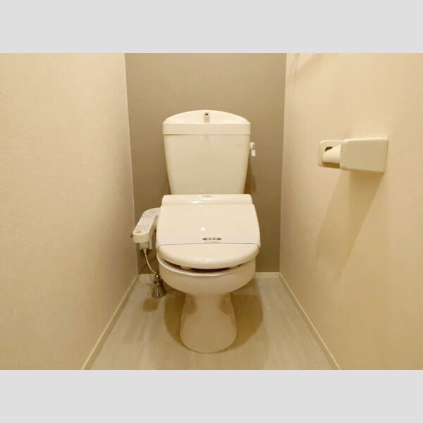 ルミエール久が原 101号室　トイレ