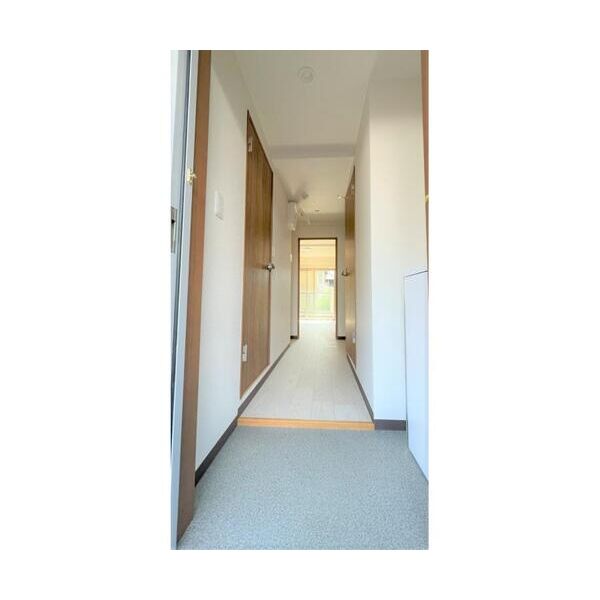 リアーレ蕨 玄関