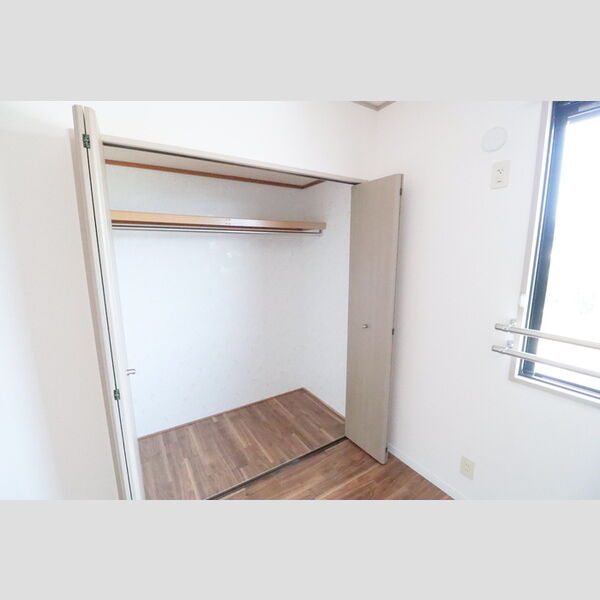 モンテ・ヴェルジェ クローゼット