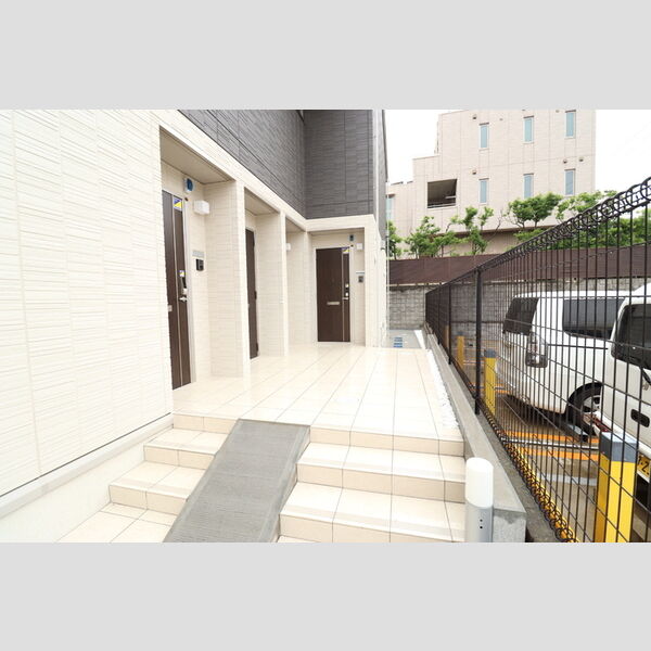 プレミール西千葉202号室 エントランス