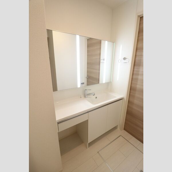 スリーシップ 洗髪洗面化粧台