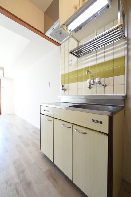 メゾン・ド・エコルス3階 キッチン