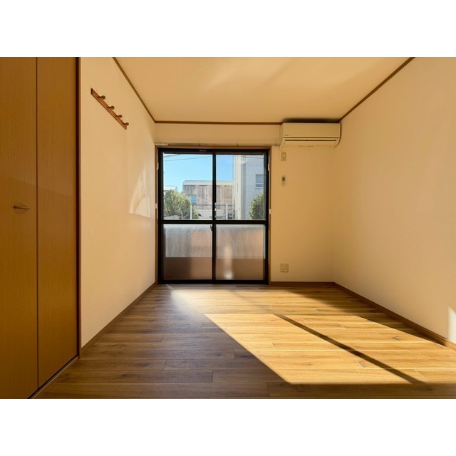 グランデ104号室 内観