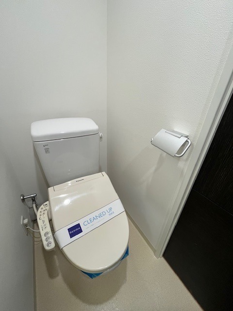 レジディア新横浜6階 トイレ