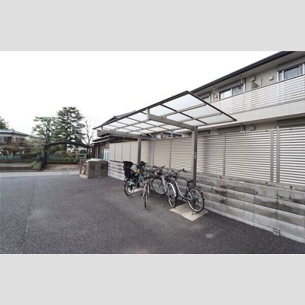 セジュール東初石　Ⅲ 駐輪場