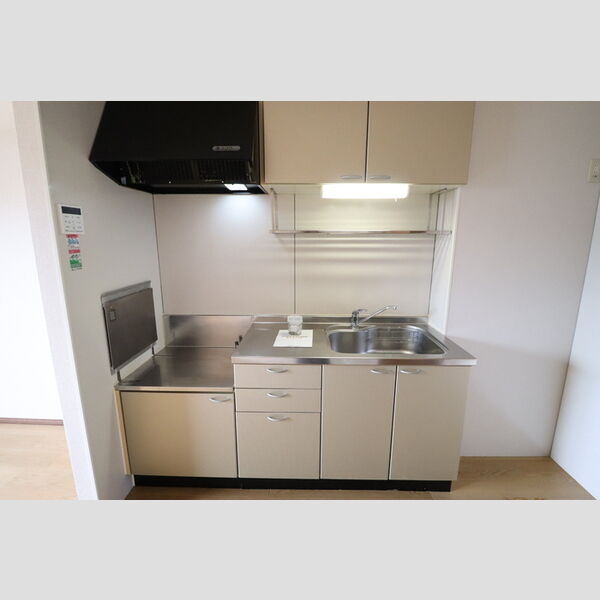 ロイヤルクレッセント西登戸 キッチン