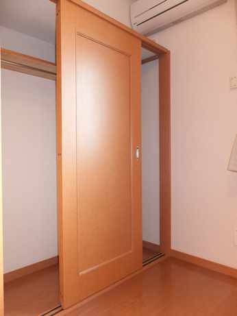 レオパレスＫＯＴＯＢＵＫＩ 内観