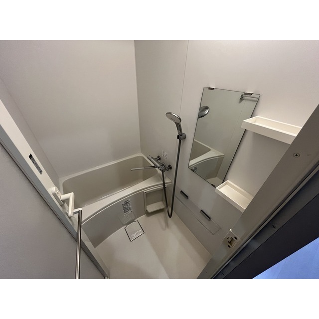 ＫＯＳＴＩＣ　ＭＩＮＯＷＡ0102号室 お風呂