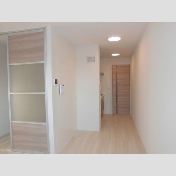 シャルール川越303号室 洋室