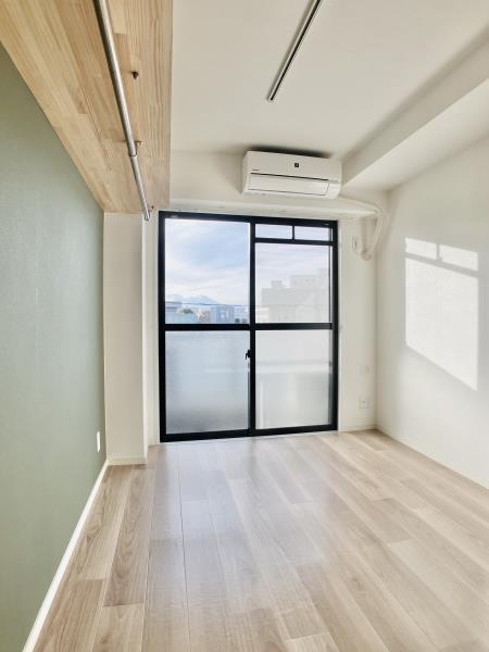 ＩＳＭ平塚4階 リビング