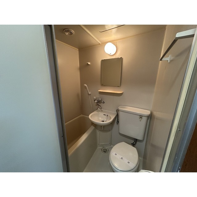 リュミエ本厚木111号室 お風呂