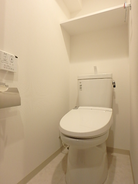 グランド・ガーラ白金高輪 ゆったりとした空間のトイレです