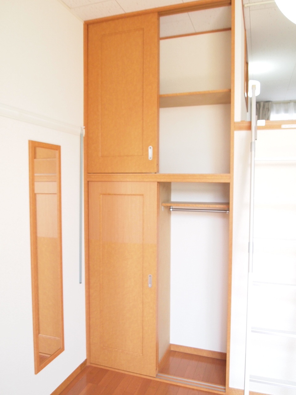 レオパレスグッドワン105号室 内観