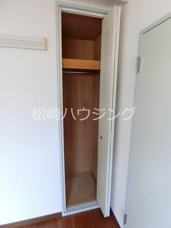 メルベーユ松が丘2階 収納