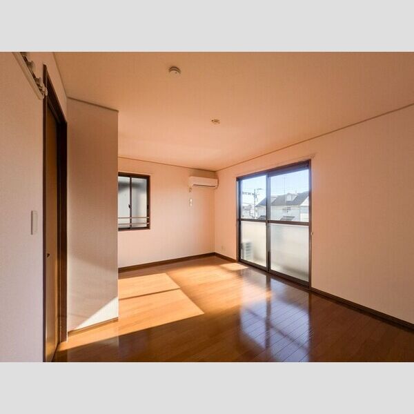 ベルコートB102号室 洋室