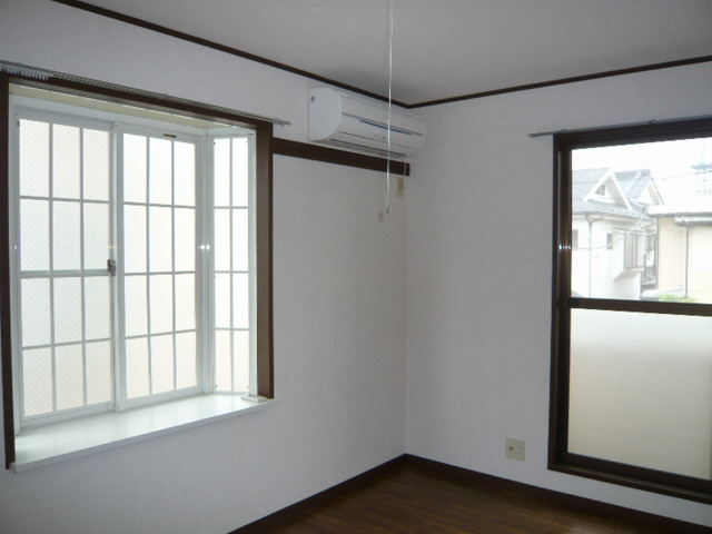 タウンハウス岡野 リビング