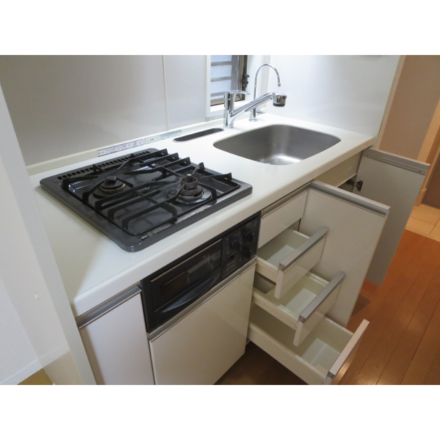 プレール・ドゥーク新宿御苑2階 同建物別部屋の参考画像