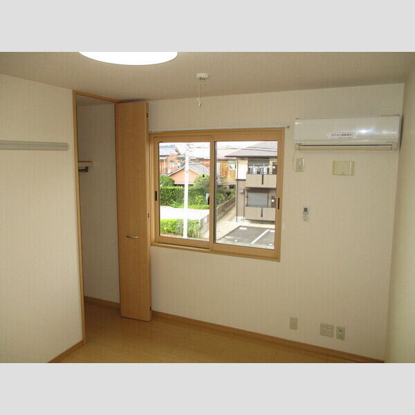 メゾンベール　B201号室 居室