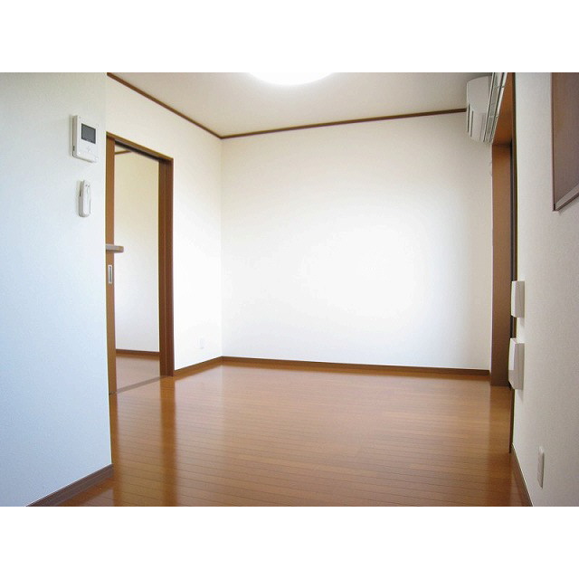 アドシール Center VillageⅣ 洋室