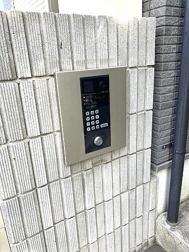 セレーノ村上3階 オートロック　※前回募集時2023.8撮影