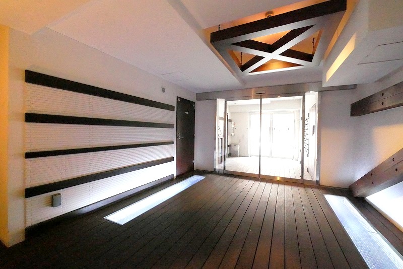 アルテシモ　レジェンダ3階 外観