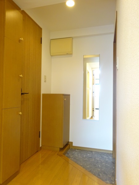 Jewel西荻窪 玄関